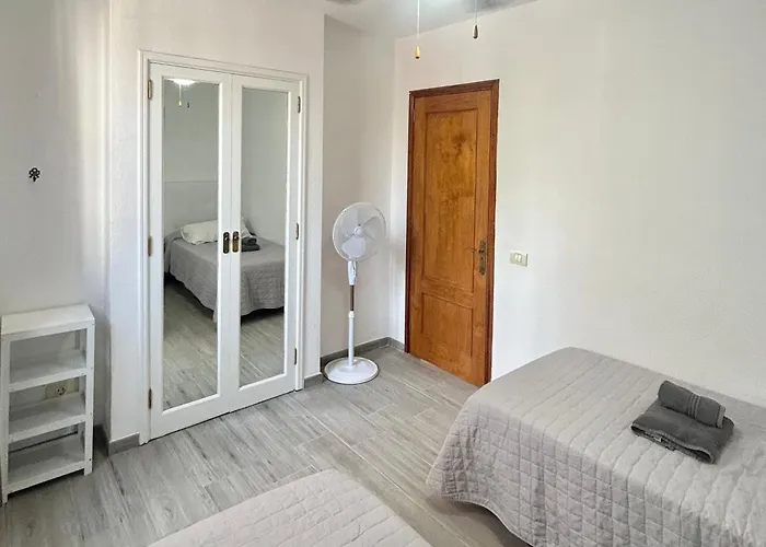 Διαμέρισμα Bright 2 Bedroom In Diamantes 3k212 *